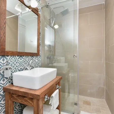 Nemo アパート ザダル