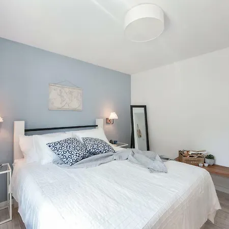 Nemo Apartment *